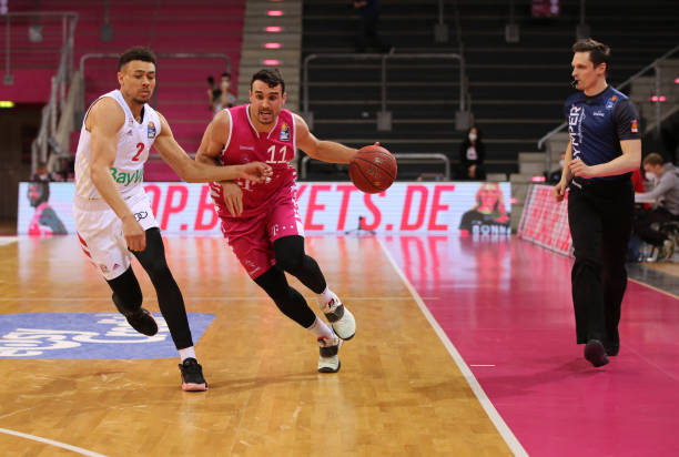 一场上海德 一场上海德