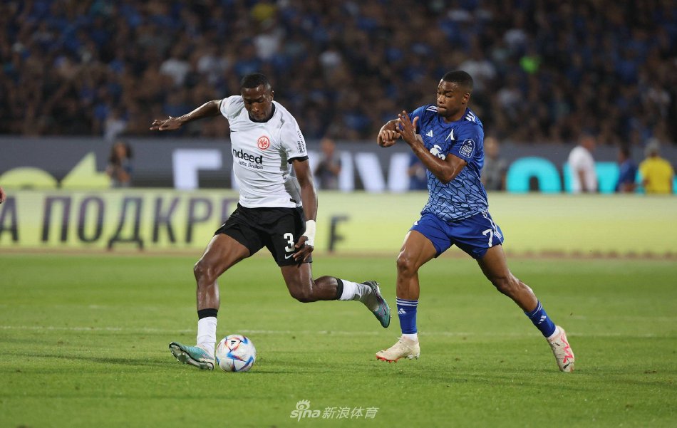 巡回赛中 巡回赛中