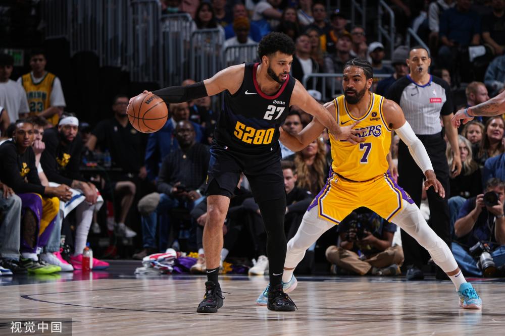 后卫不仅要 后卫不仅要